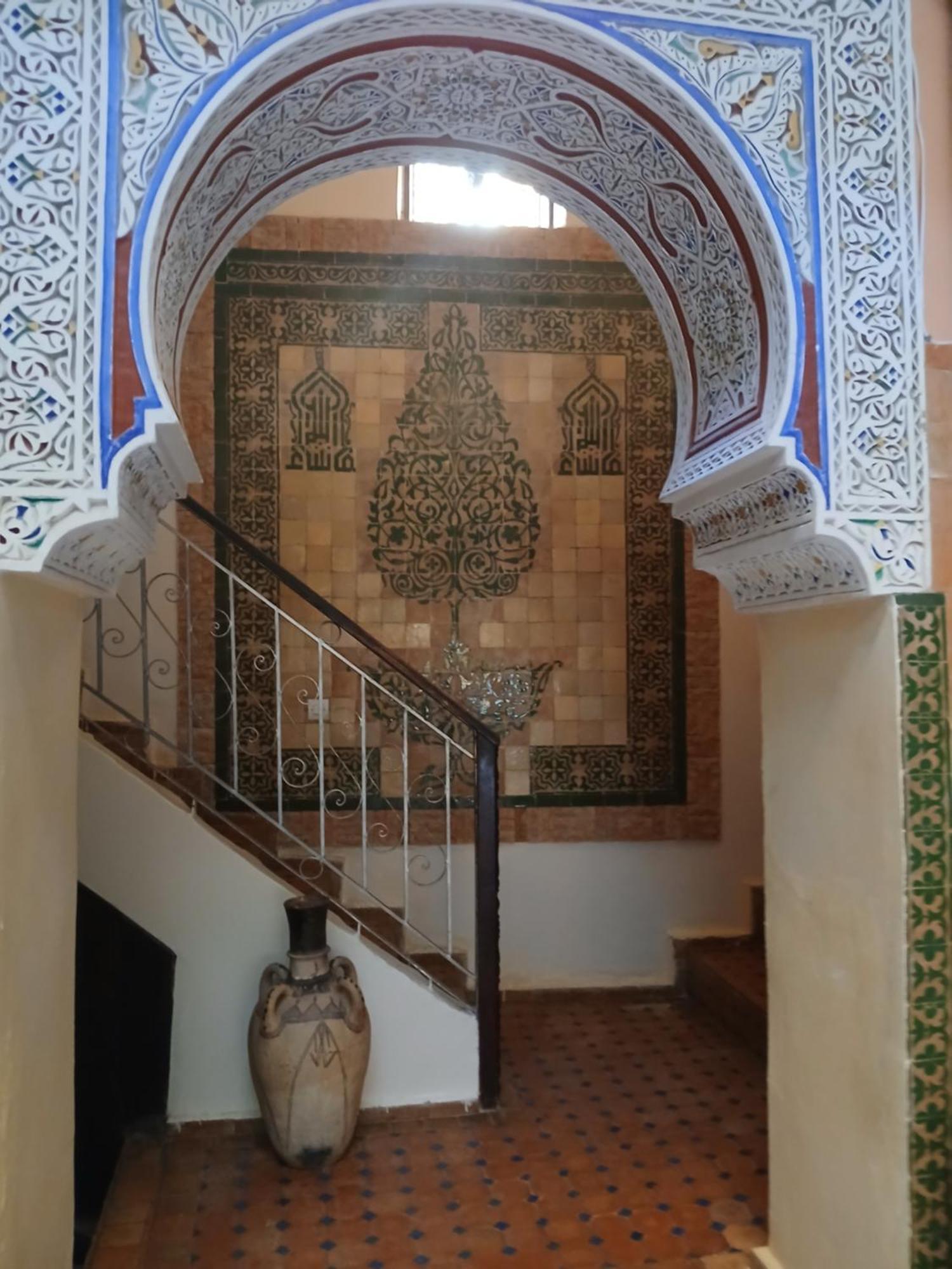 Riad Idrissi แมกเนส ภายนอก รูปภาพ