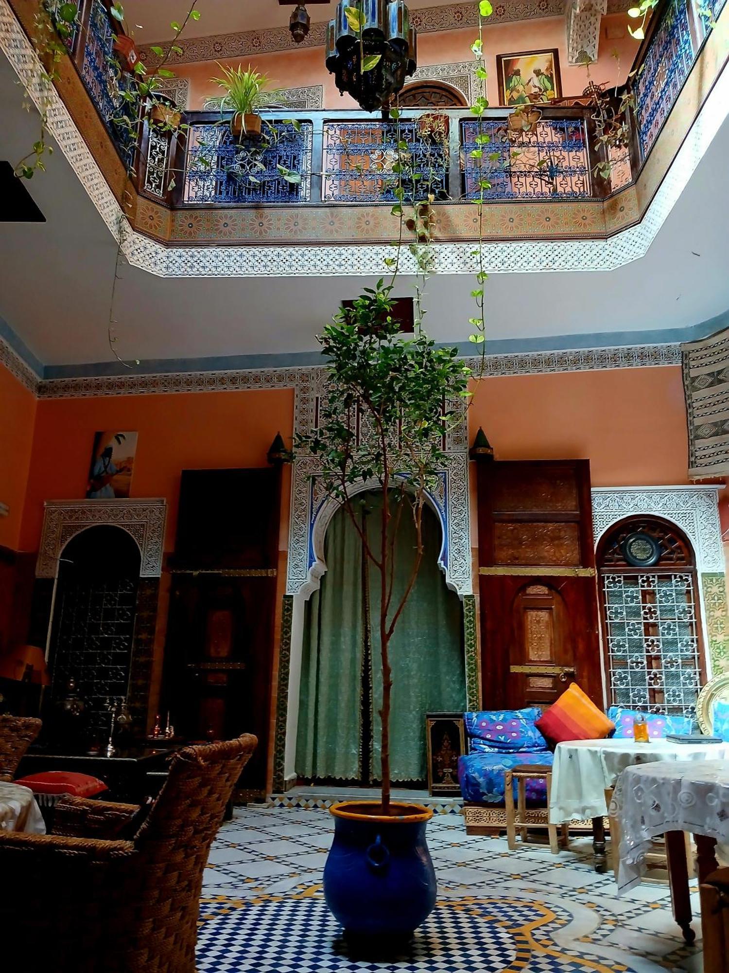 Riad Idrissi แมกเนส ภายนอก รูปภาพ