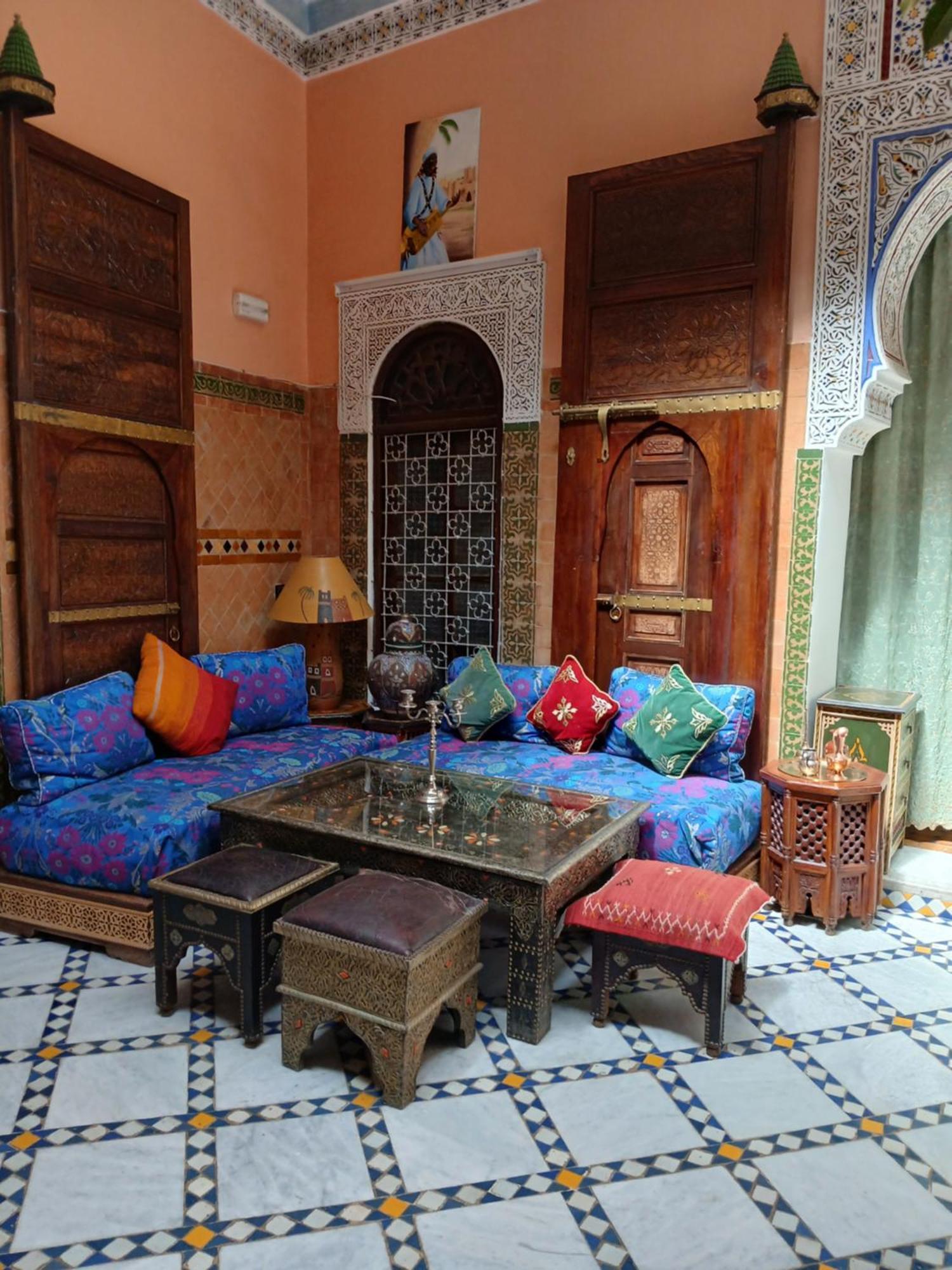 Riad Idrissi แมกเนส ภายนอก รูปภาพ