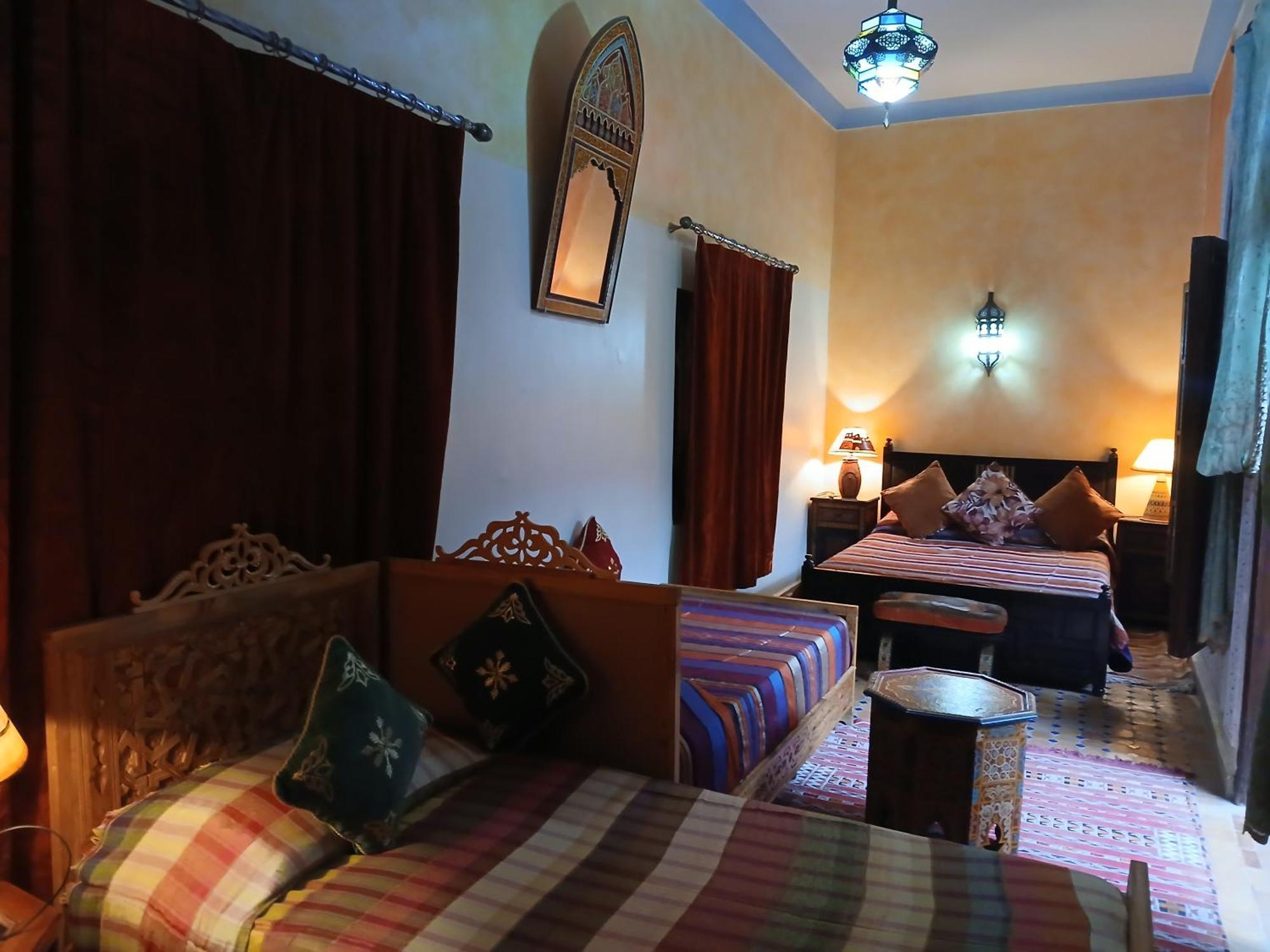 Riad Idrissi แมกเนส ภายนอก รูปภาพ