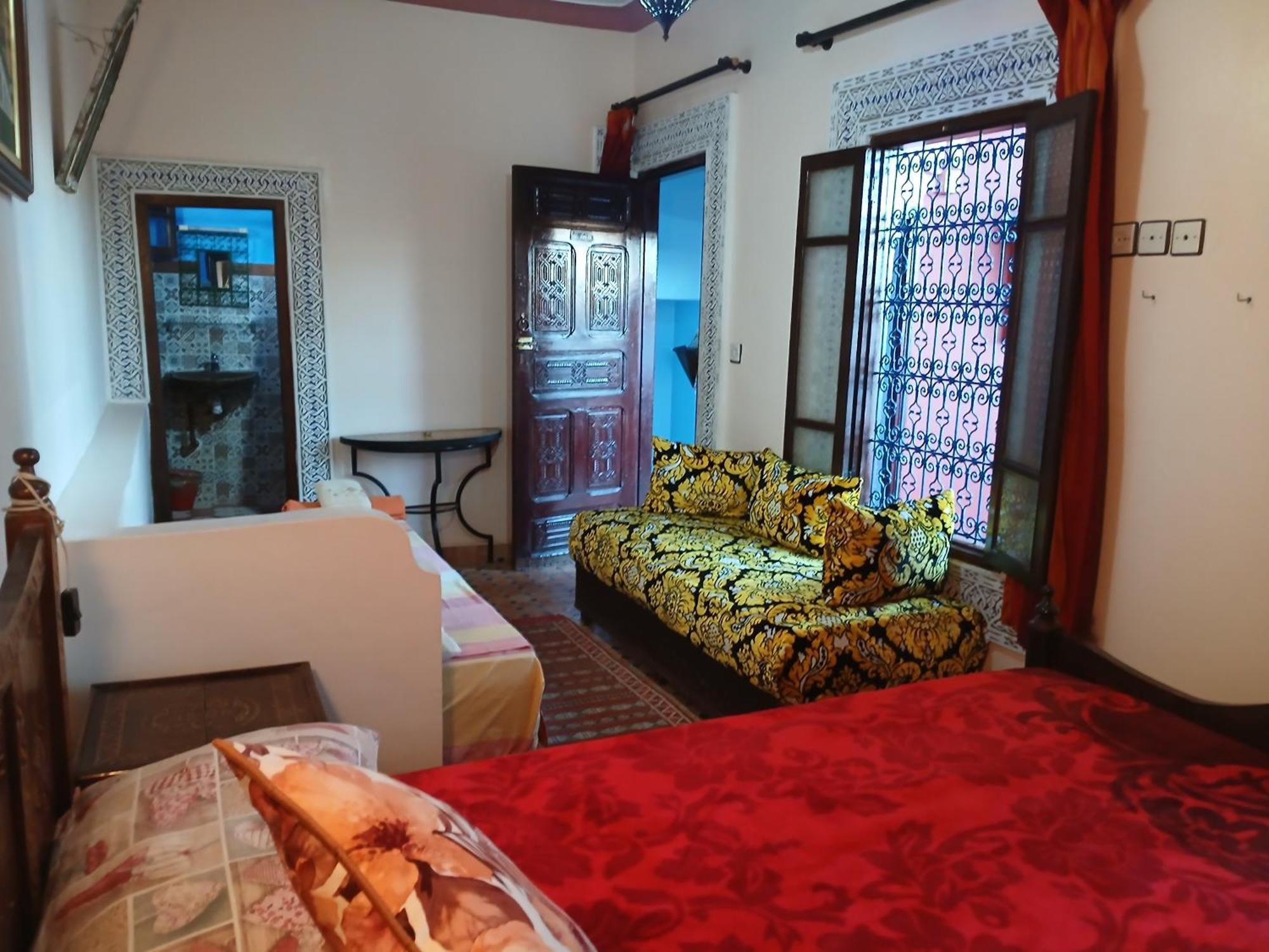 Riad Idrissi แมกเนส ภายนอก รูปภาพ