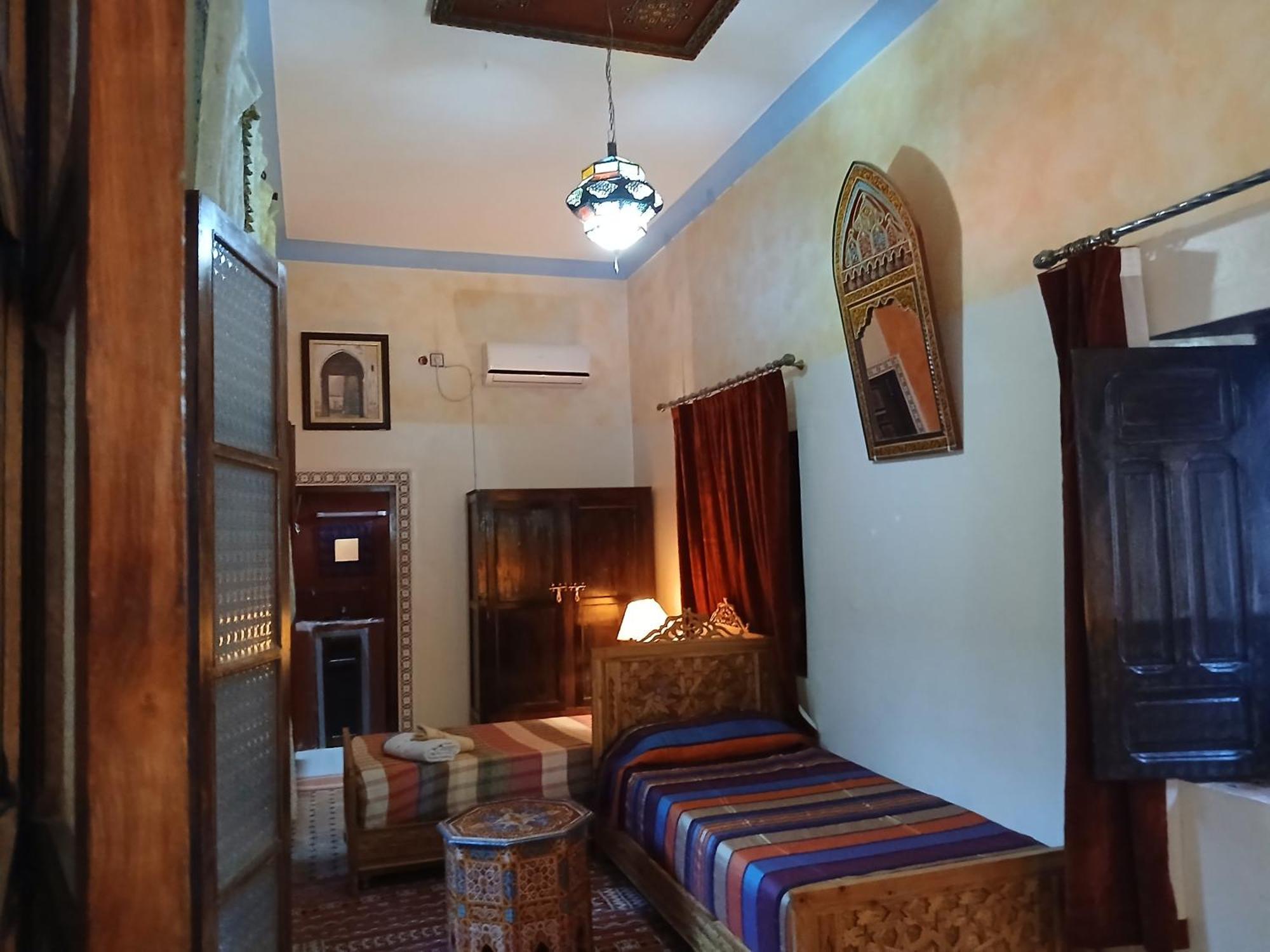Riad Idrissi แมกเนส ภายนอก รูปภาพ