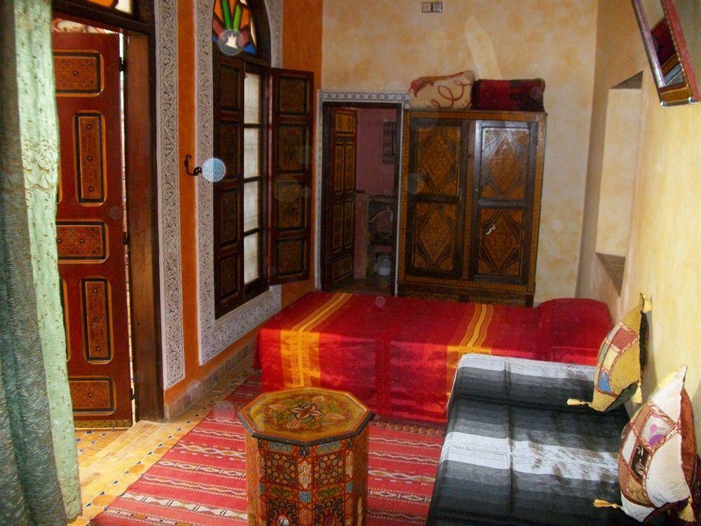 Riad Idrissi แมกเนส ภายนอก รูปภาพ